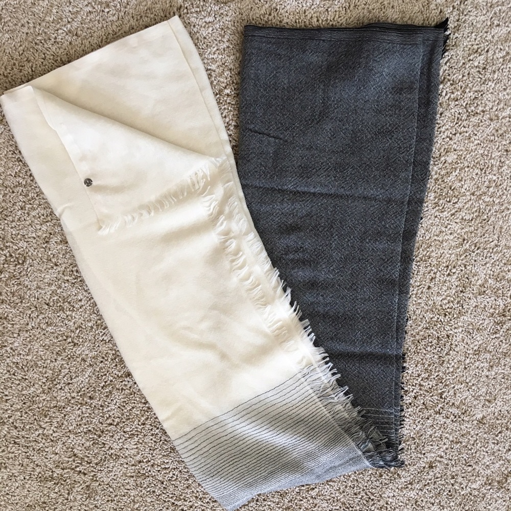 Lululemon Scarf