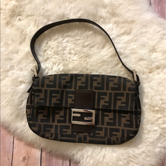 small fendi shoulder bag