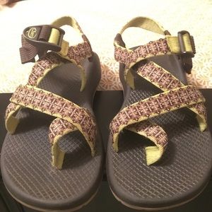 Lime 🍋 Green and brown Chacos