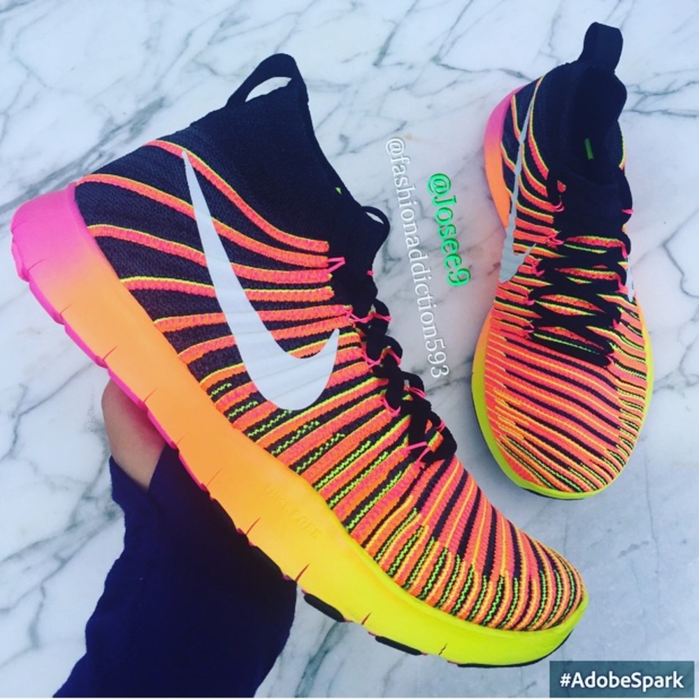 Nike Men's free train force flyknit black sneakers - Picture 3 of 5