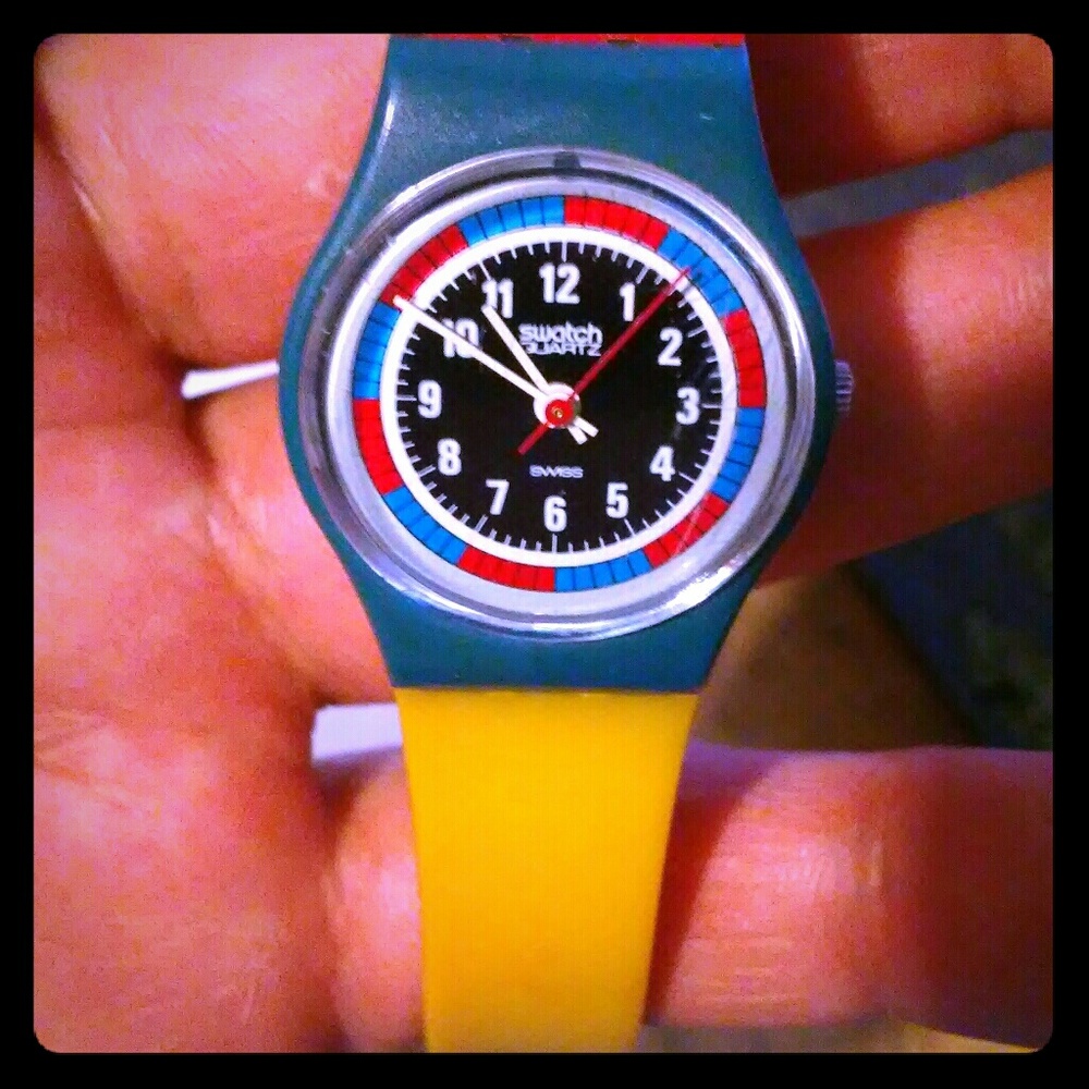 RETRO Ladys SWATCH WATCH FROM1985 DE MARKA SWISS.