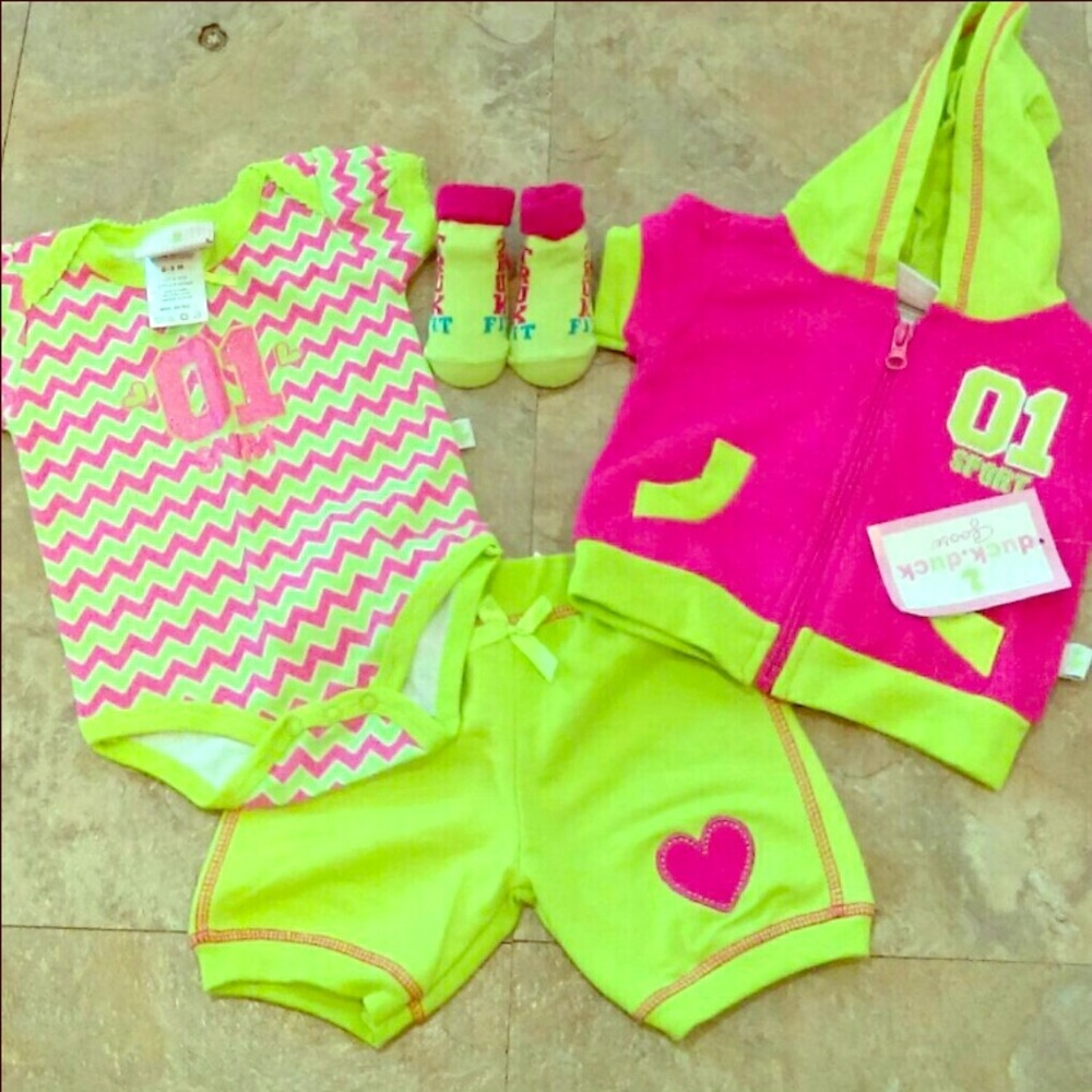 Sporty 3 Piece Set For Baby Girls