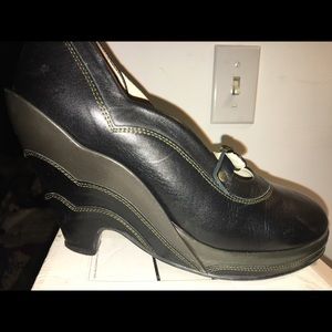 John Fluevog Pinup Sally Janes