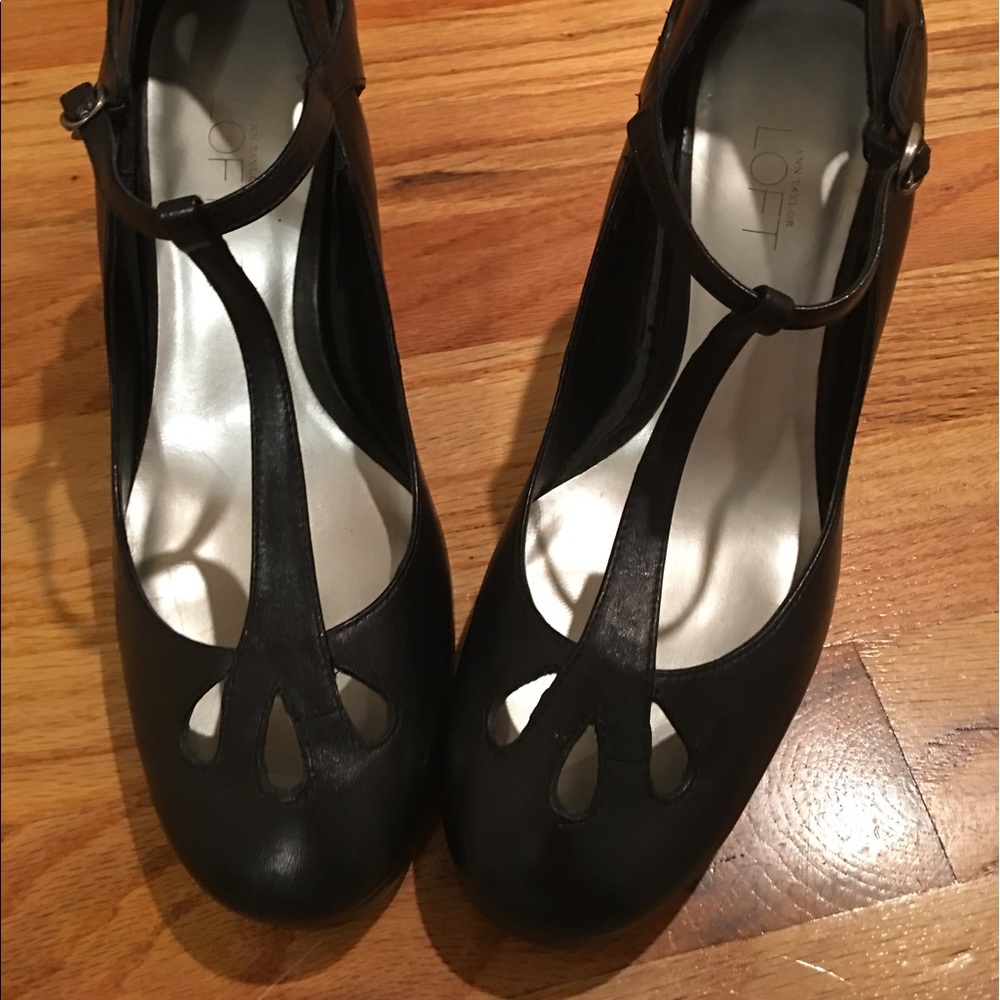 Ann Taylor Ankle Strap Black Pump Heels