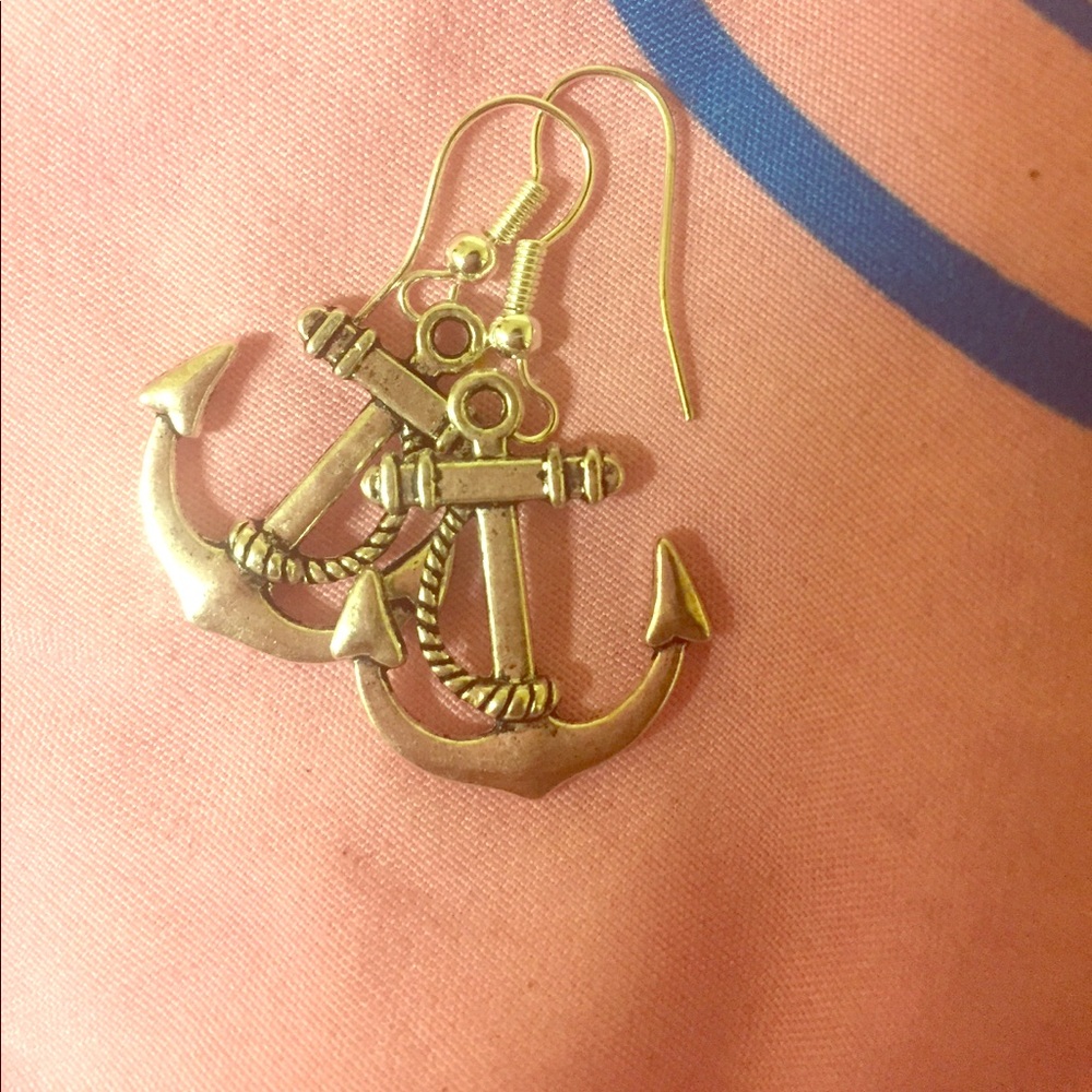 Silver anchors