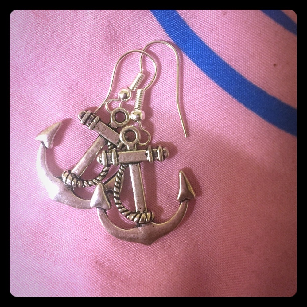 Silver anchors