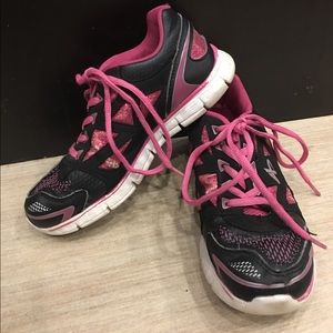 Girls RUNNING Athletech Sneaker Size 2M