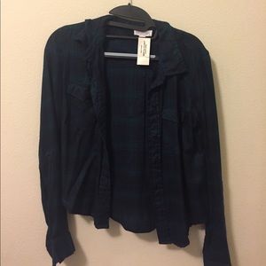 Green cropped flannel