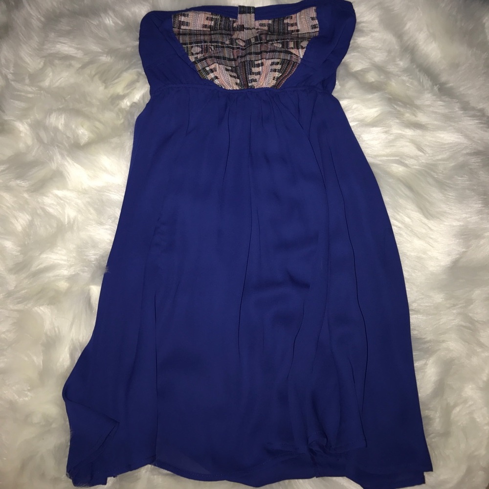 Strapless top
