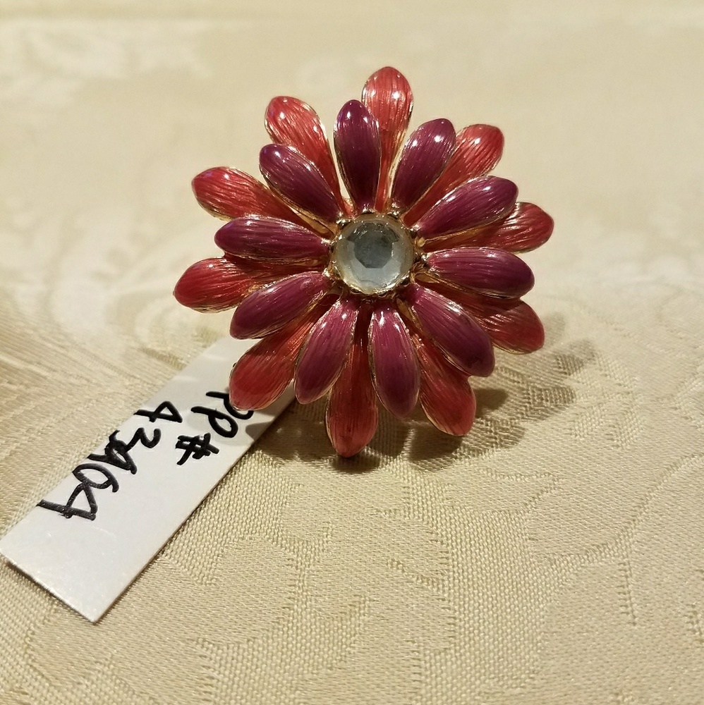 NWT - Vintage  Oversized Enamel Ring