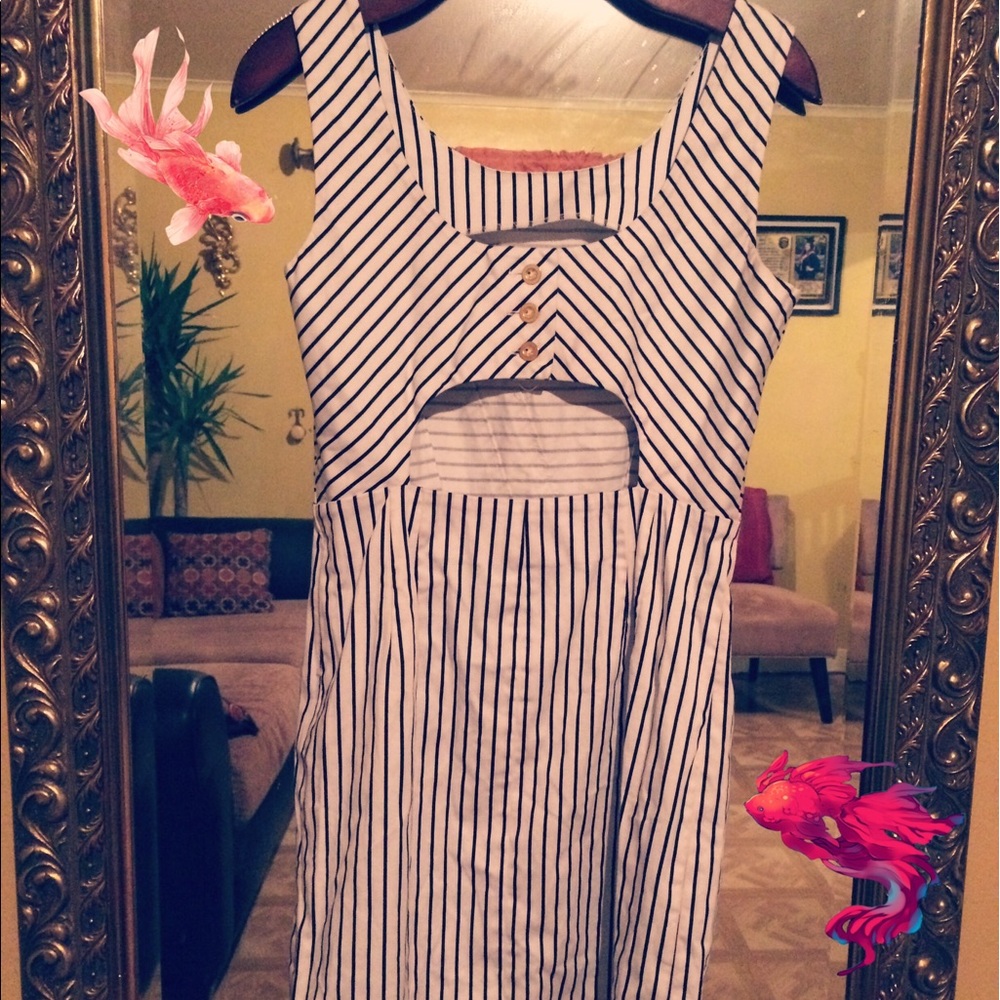🌸Black stripes dress🌸