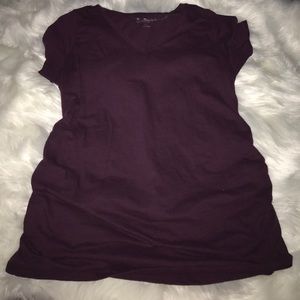 Maroon Liz Lange maternity v neck t-shirt
