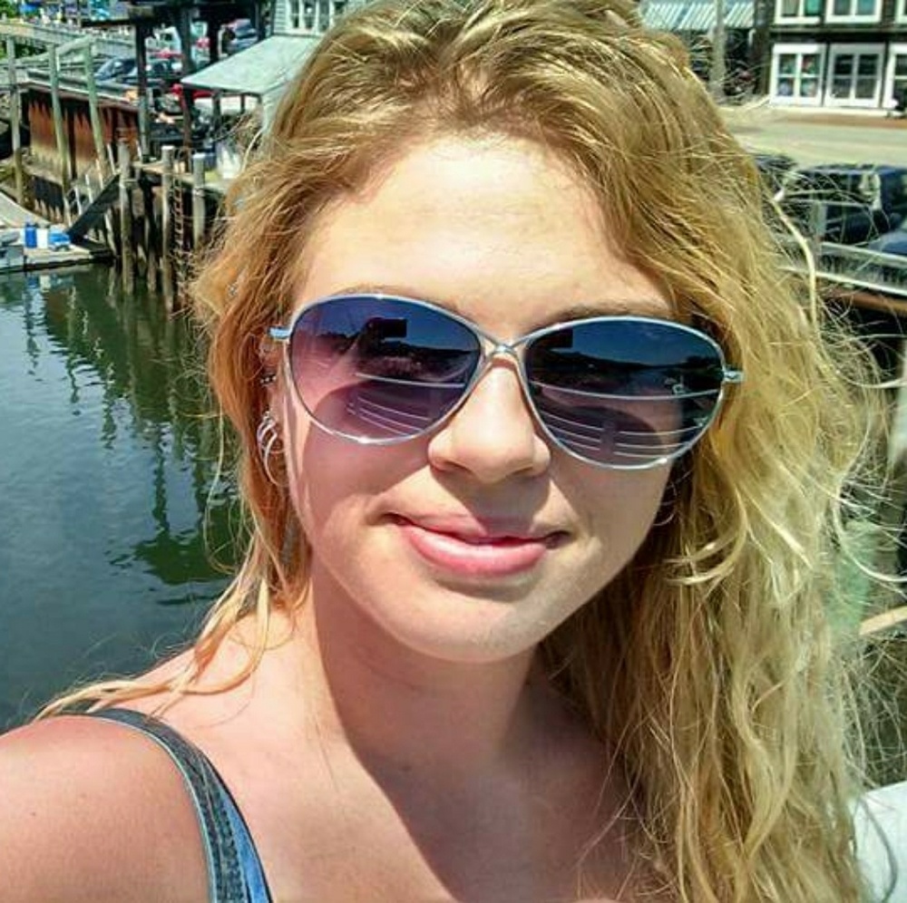 Meet your Posher, Kristen