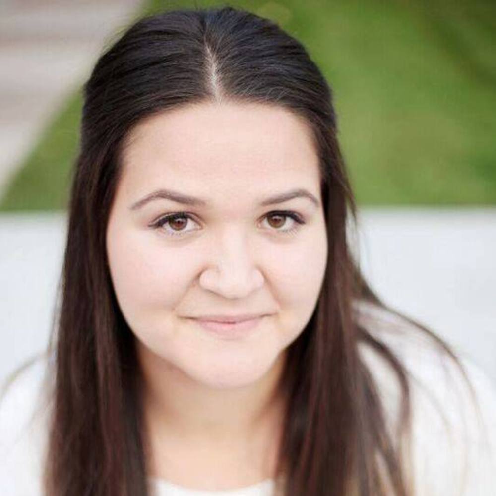 Meet your Posher, Crista