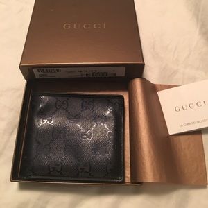 Mens blue Gucci wallet