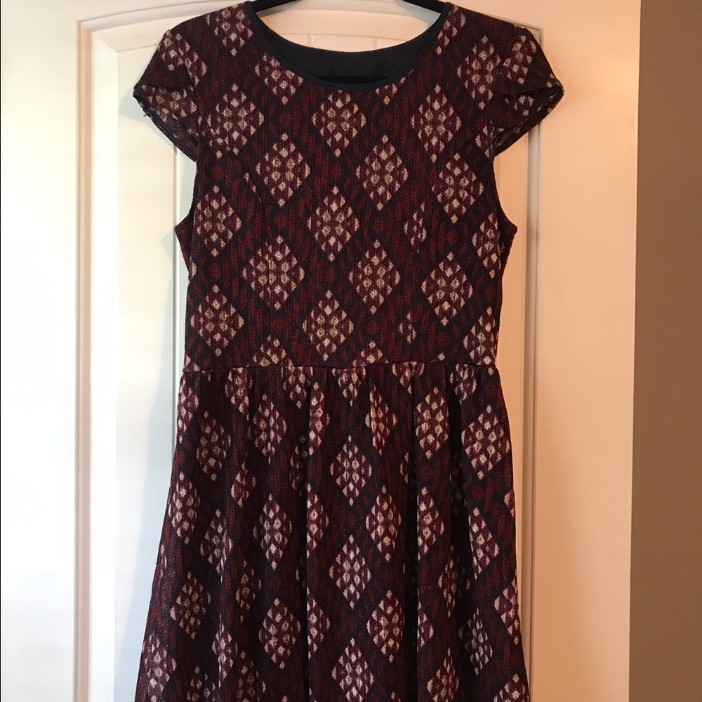 Maroon & navy geometric dress
