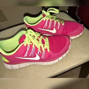 Nike free runs