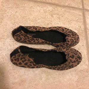 American Eagle flats