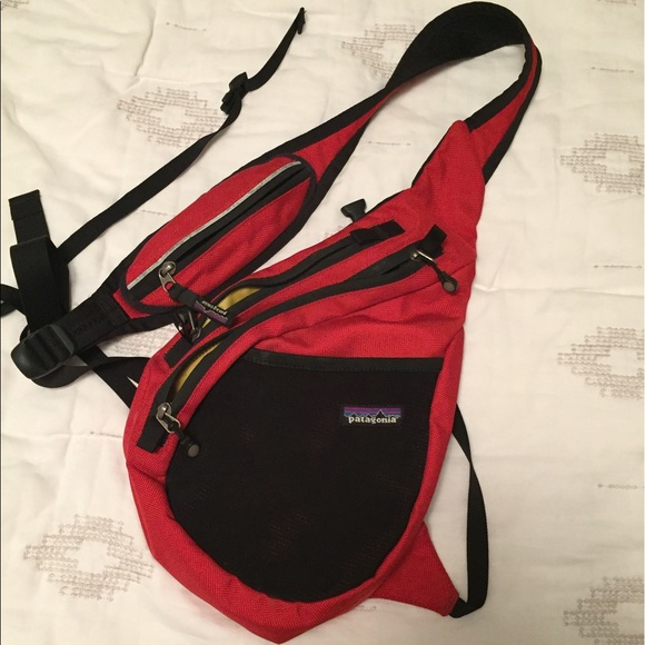 Patagonia Handbags - Patagonia atom bag. Good shape