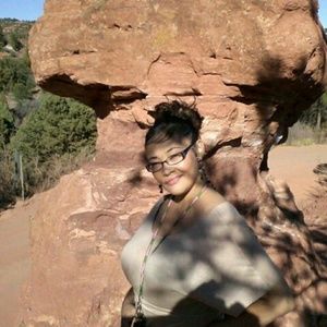 Meet your Posher, Andrea