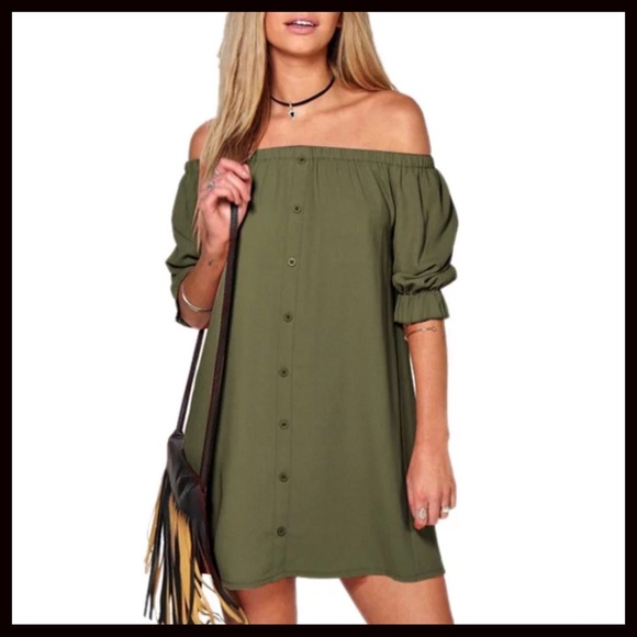 Dresses & Skirts - SALE🇺🇸1 LEFT‼️Off the Shoulder Dress