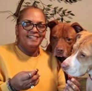 Meet your Posher, Cynthia