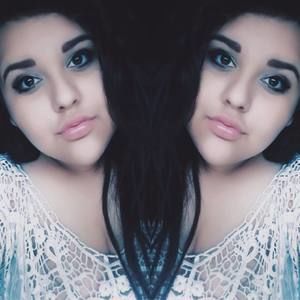 Meet your Posher, Nidia