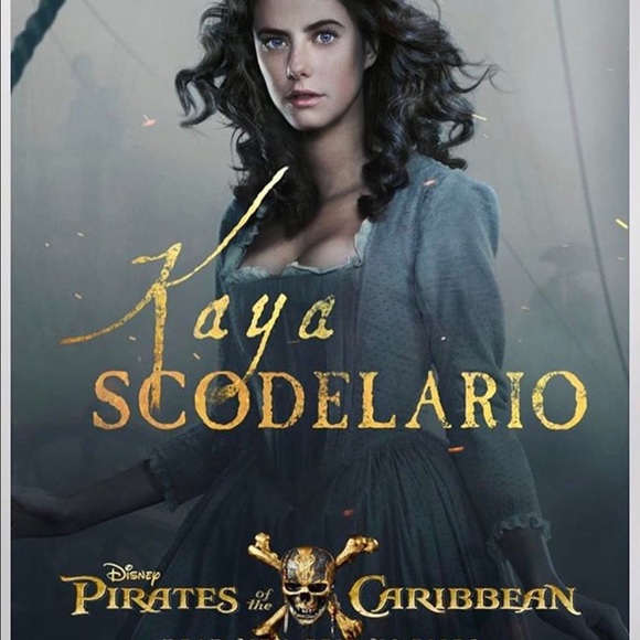 ☠️☠️LORAC- Pirates Of The Caribbean Cheek Palette! - Picture 3 of 8