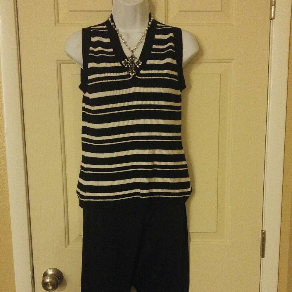Super soft black and white striped top