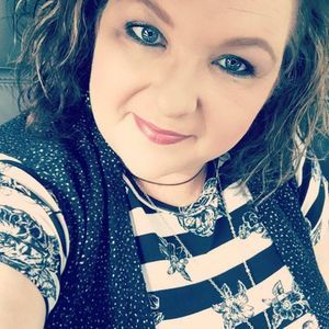 Meet your Posher, Candace