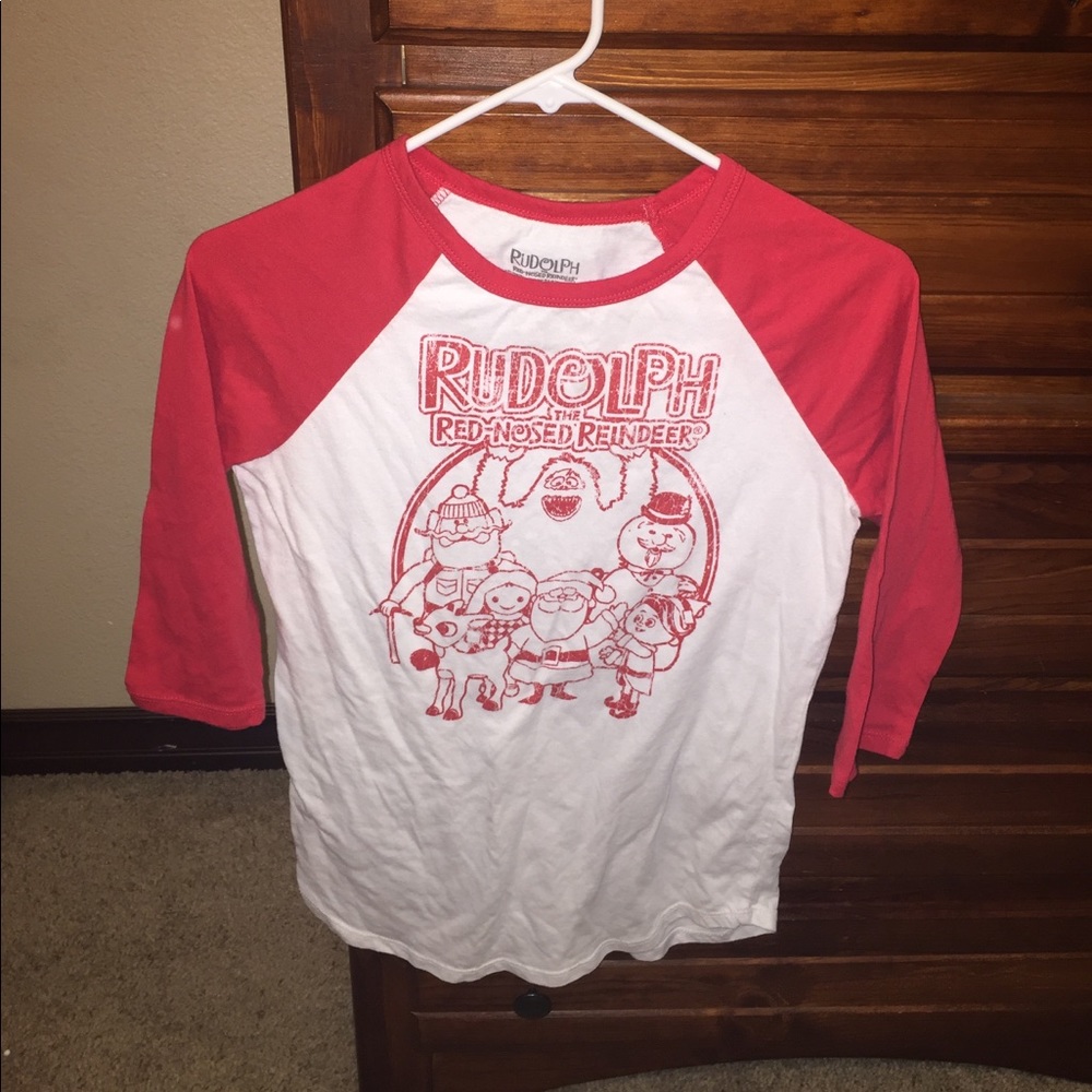 red christmas tee