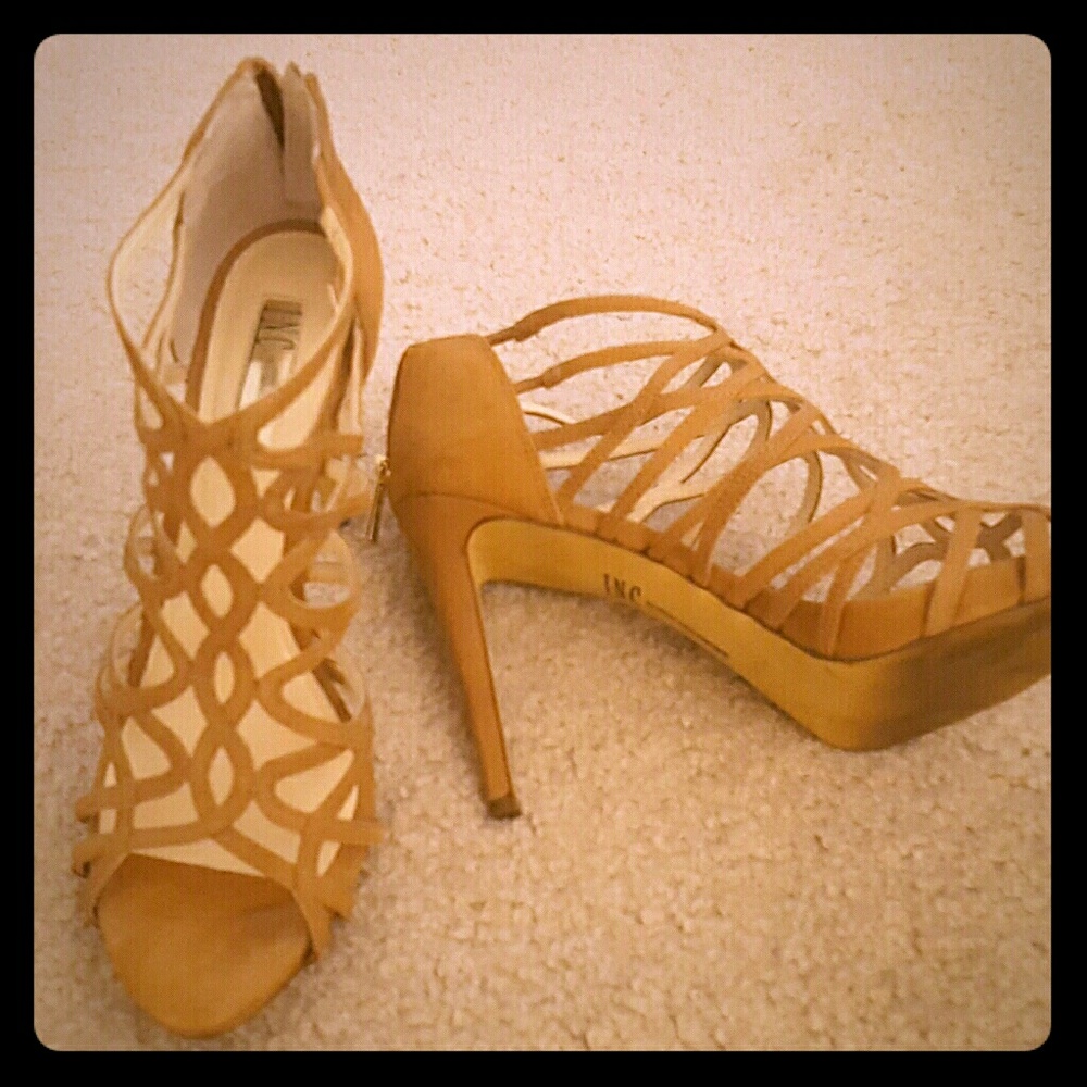 INC strappy heels 8!