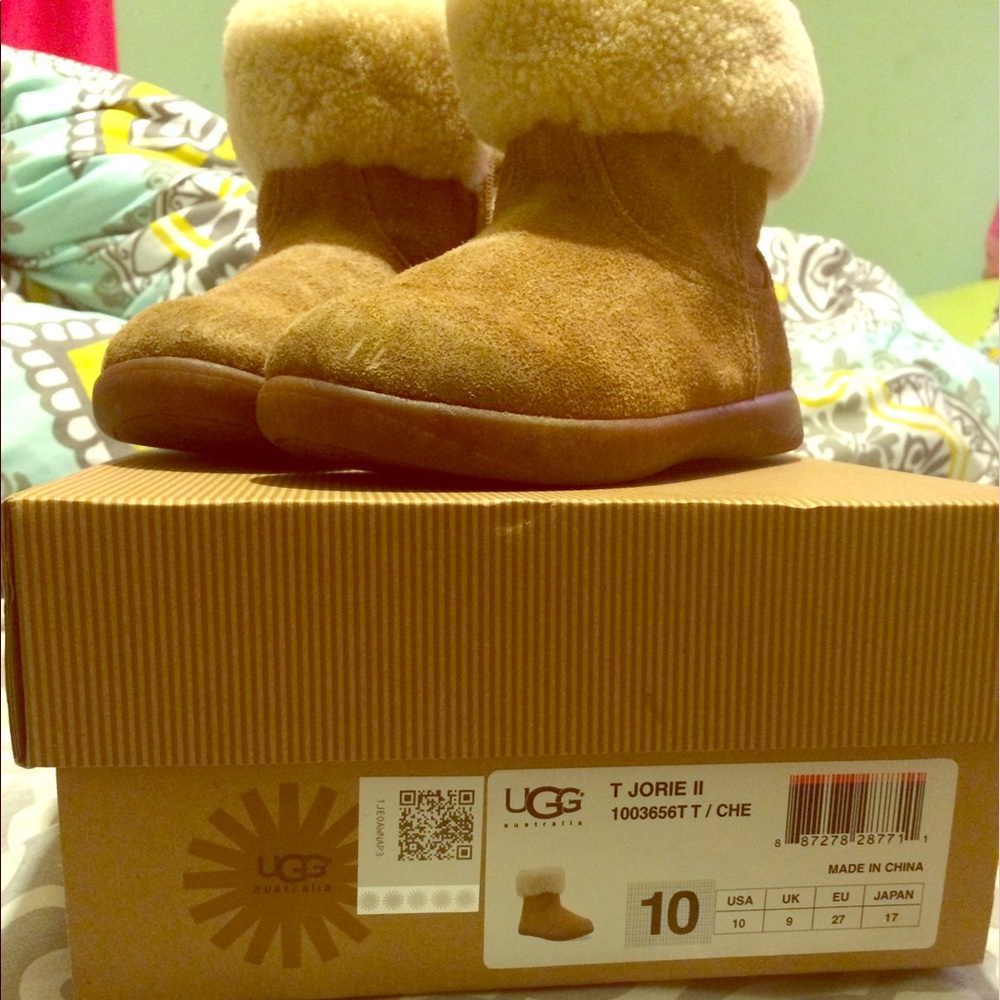 Ugg toddler boots size 10