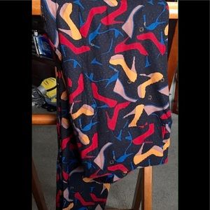 LuLaRoe HIGH HEELS One Size Leggings