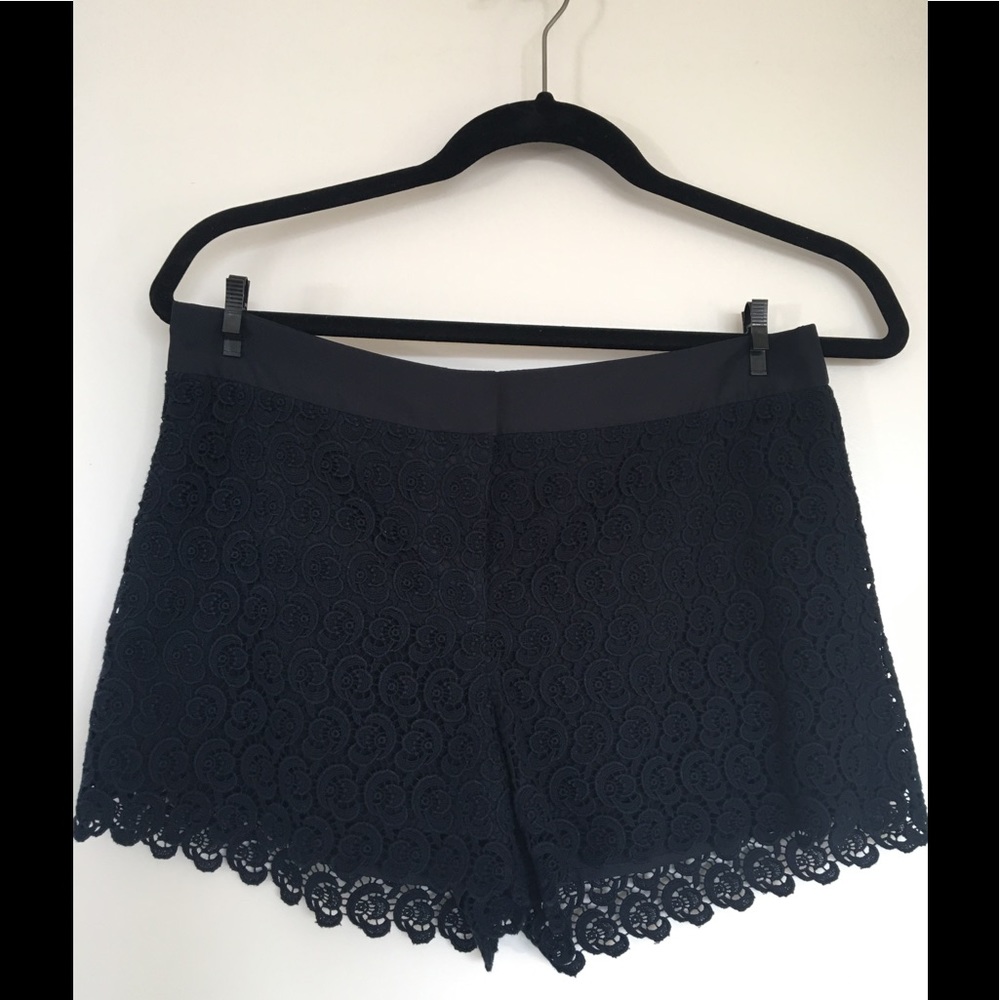 Club Monaco Lacy Short Pants
