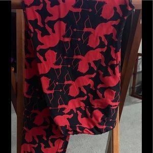 LuLaRoe CUPID One Size Leggings