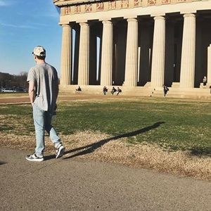 Meet your Posher, Brian