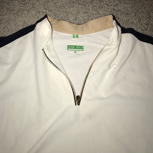 BRAND NEW GORGEOUS ATHLETIC SHIRT - Picture 2 of 3