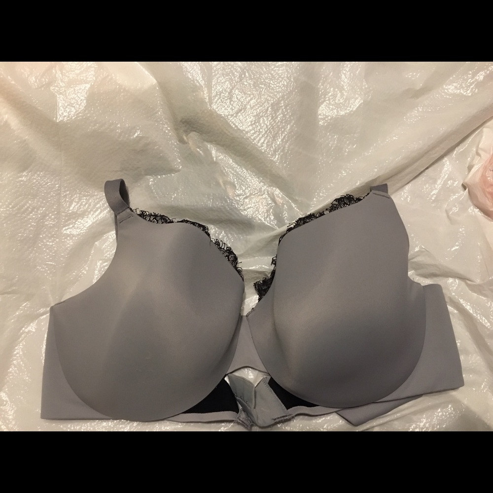 Cacique bra 40DD