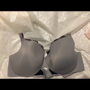Cacique bra 40DD
