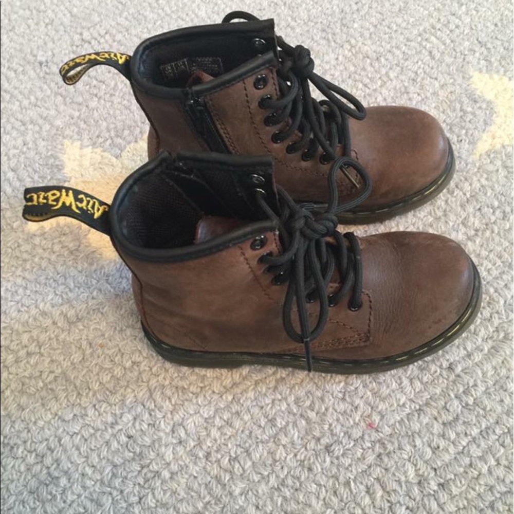 Doc Martens toddler 11 tan boots EEUC UNISEX
