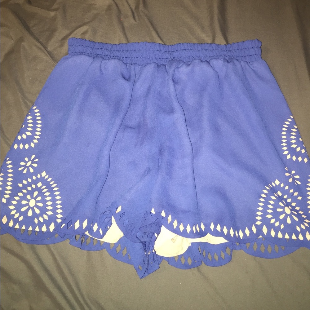 blue flowy shorts