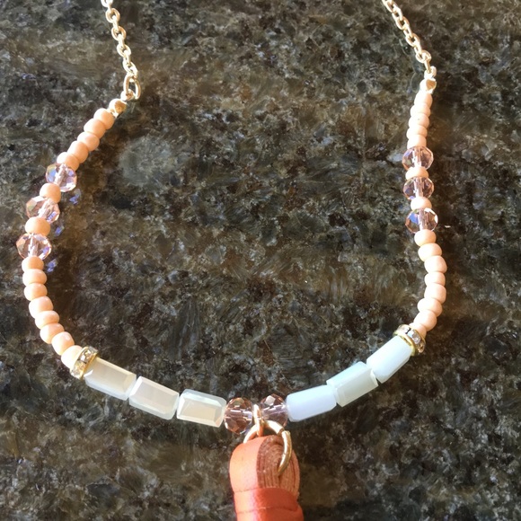 Shades of Pink Tassel/Bead Necklace & Earrings - Picture 2 of 6