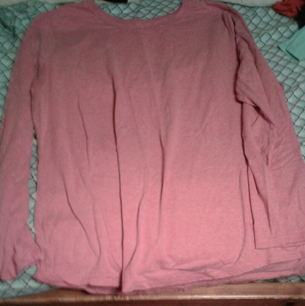 Long sleeve t-shirt