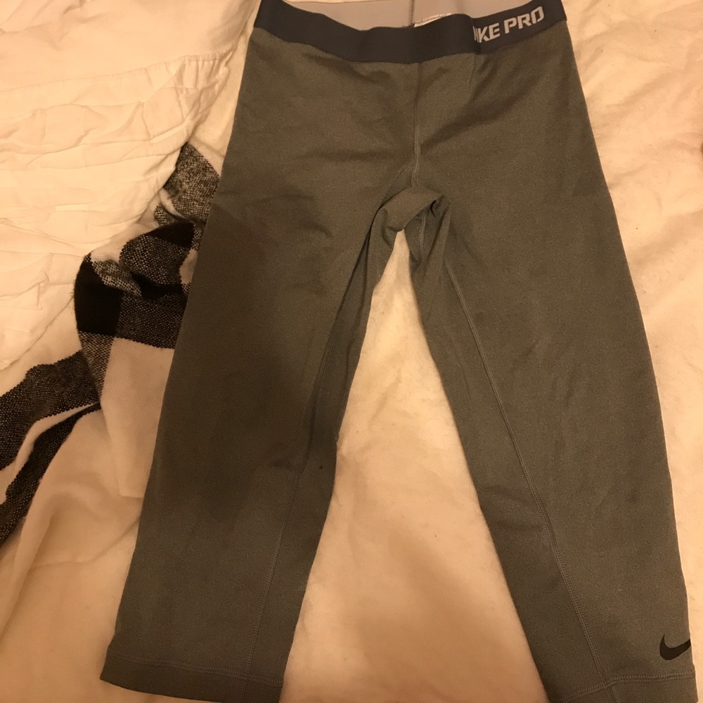 Nike Pro Cropped Running Capris