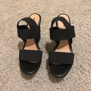 NEVER WORN JUST FAB WEDGES