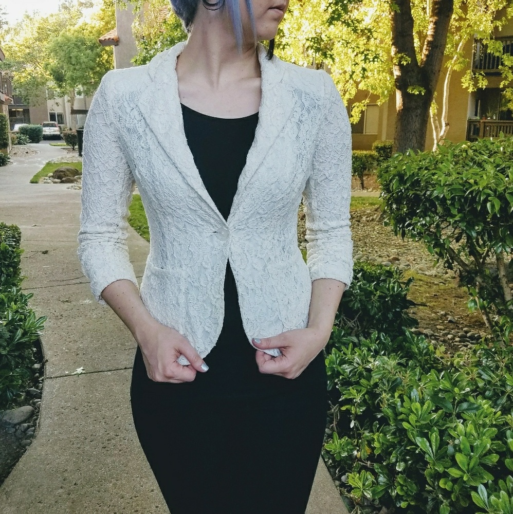 Cream White Lace Blazer