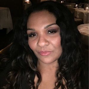 Meet your Posher, Stacy