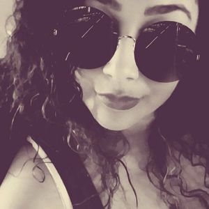 Meet your Posher, Connie