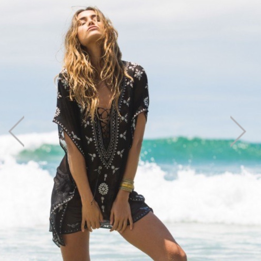 O'Neill ilia beach cover up